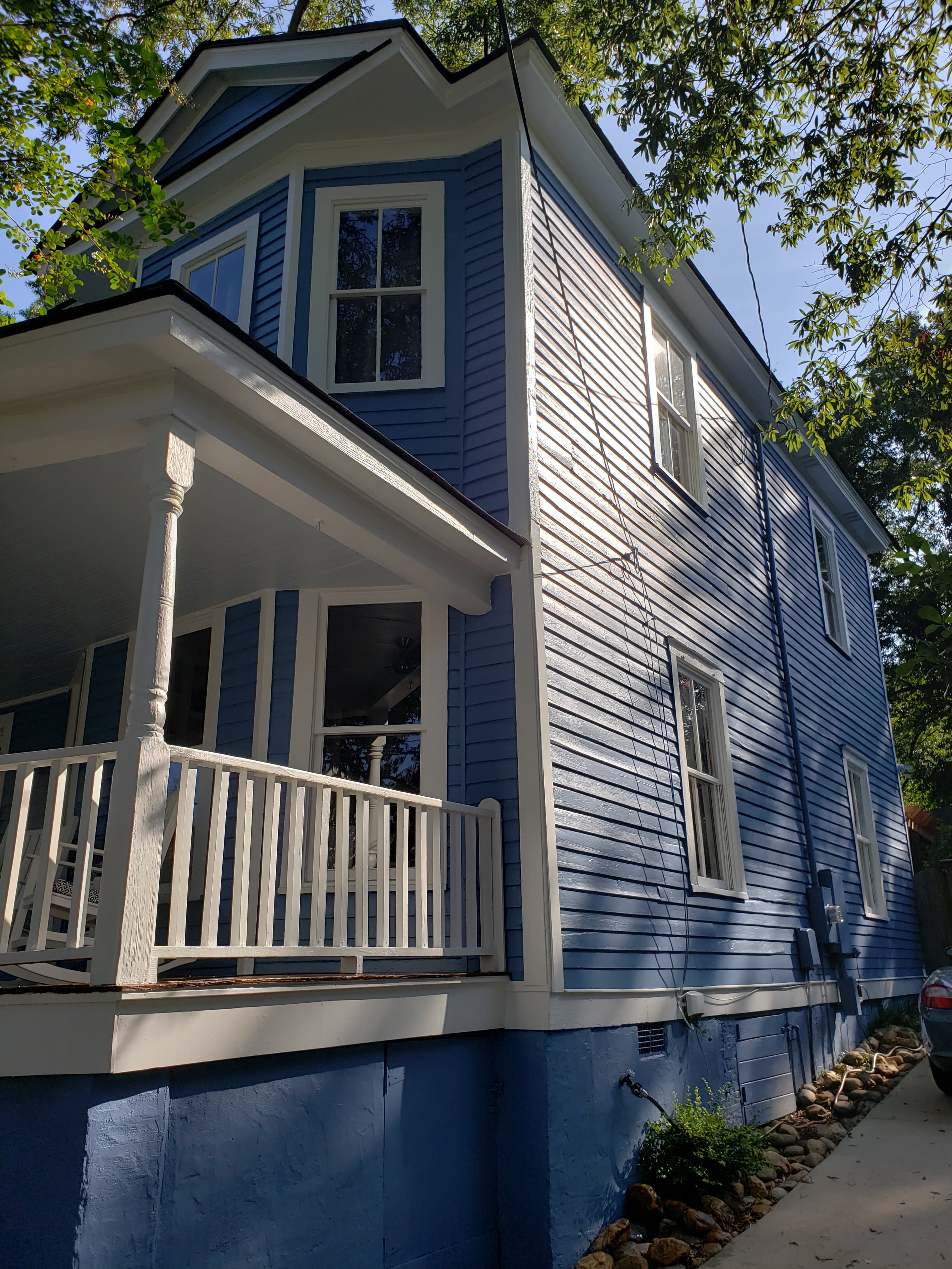 A photo of an restoration paint job.